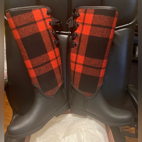 Coach Tristee Plaid Rain Boots W7 - Picture 2 of 7